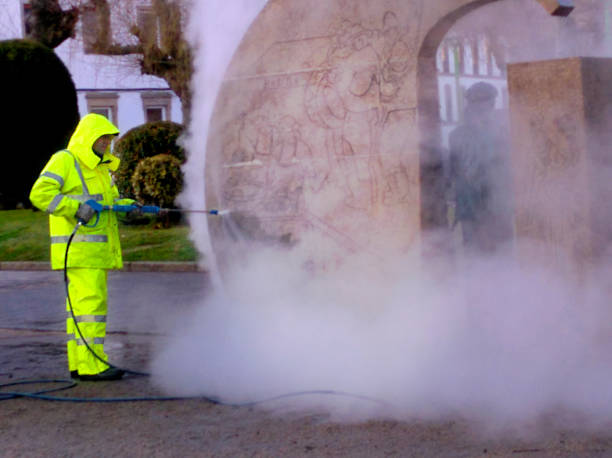 Best Pressure Washing Services for Businesses  in Glendale, CA